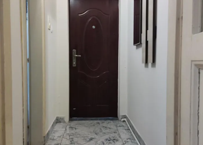 Citycenter - Cozy, Tiny House In The Center 苏博蒂察